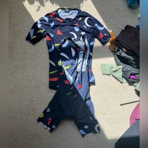 Ten Speed Hero Women’s Cycling Kit - Jersey and Bibs